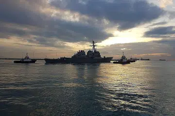 ISU SELAT TAIWAN: Tentera Laut Amerika menggunakan kapal seperti USS John S. McCain ini untuk melalui Selat Taiwan sebagai menunjukkan komitmen Amerika kepada Indo-Pasifik yang bebas dan terbuka. - Foto fail