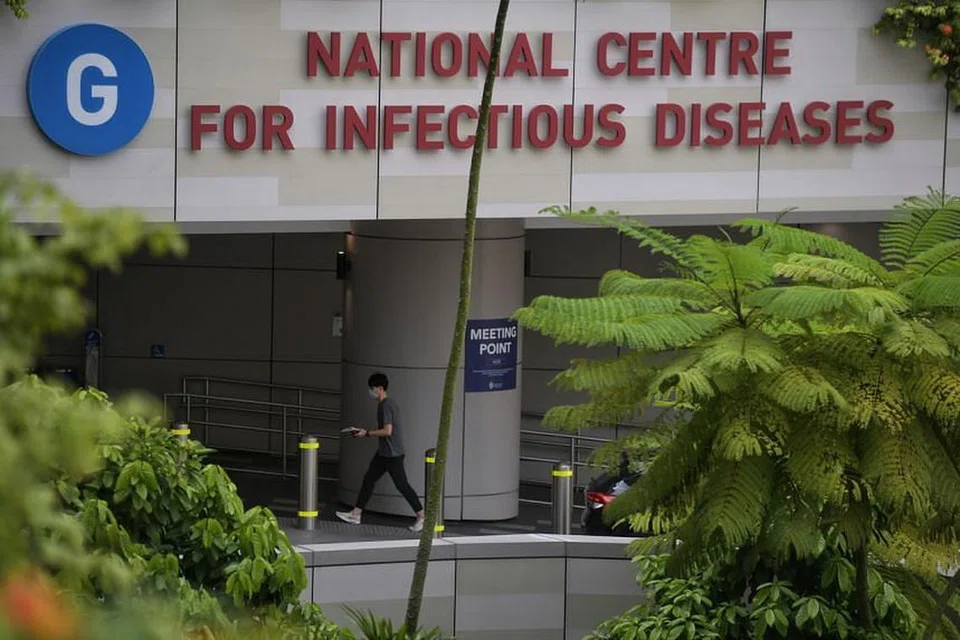 Lelaki warga Singapura telah dipindahkan ke Pusat Penyakit Berjangkit Nasional (NCID) untuk mendapatkan rawatan pada 29 Januari.