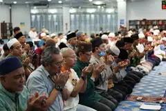 Dalam melangkah ke tahun baru (2026), kita sewajarnya memperbaiki tabiat digital di samping fizikal. 