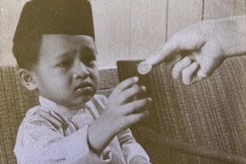 tradisi duit Raya, 