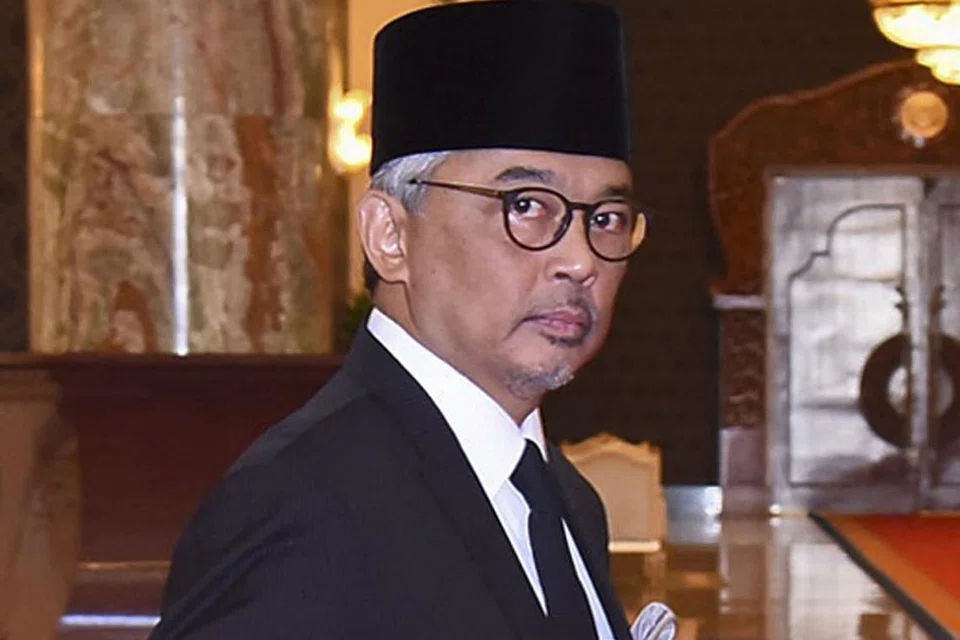 DIPILIH JADI AGONG: Sultan Abdullah dilihat di Istana Negara bersempena mesyuarat khas Majlis Raja-Raja semalam. - Foto EPA-EFE