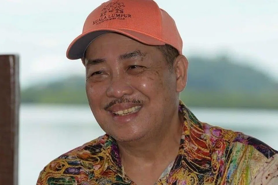 CARI PENYELESAIAN: Perdana Menteri, Datuk Seri Anwar Ibrahim (kiri), telah mengadakan perbincangan dengan Datuk Seri Hajiji Noor (atas) di kediaman rasmi Menteri Besar Sabah lewat kelmarin, yang turut dihadiri beberapa pemimpin lain dalam usaha meleraikan krisis politik di negeri itu. - Foto-Foto fail