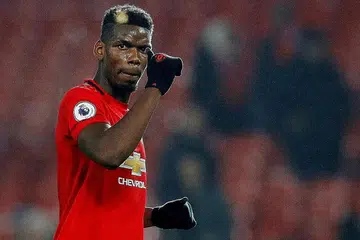 RUGI: Manchester United mungkin dipaksa menerima kerugian besar jika menjual Paul Pogba kepada Real Madrid yang menilainya tidak lebih daripada £50 juta. - Foto REUTERS
