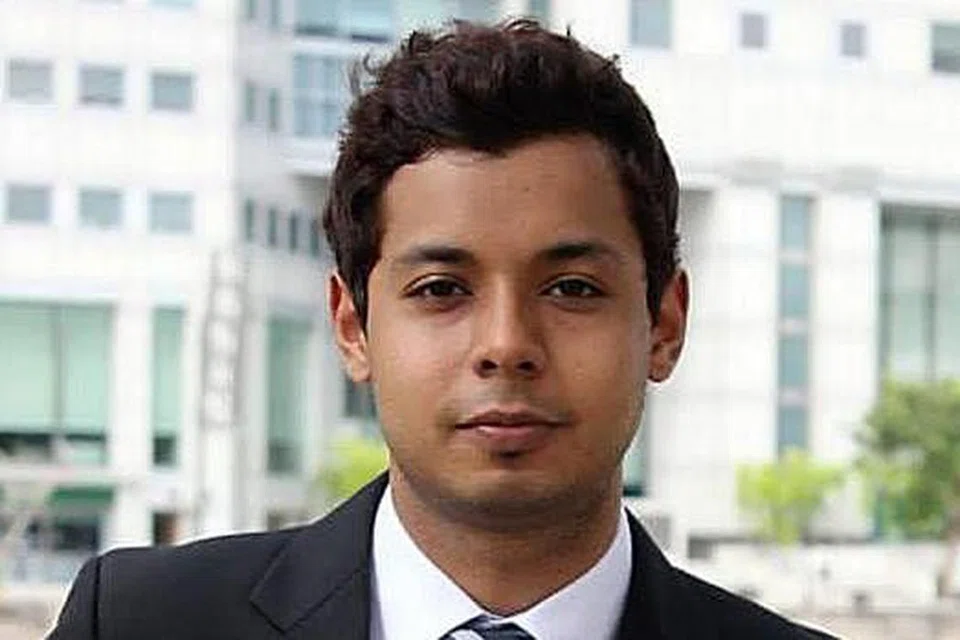 PELAJAR NORMAL JUGA BOLEH BERJAYA: Encik Mohamad Mokhsein daripada aliran Normal Akademik berusaha gigih hingga ke menara gading dan kini bekerja di sebuah bank pelaburan Amerika Syarikat yang terkemuka. - Foto ihsan MOHAMAD MOKHSEIN MOHAMAD JAMIL