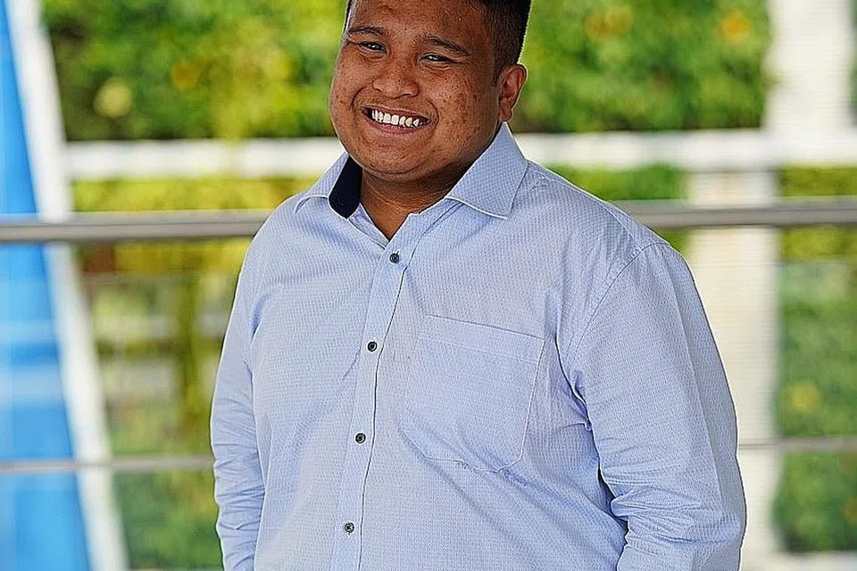  Encik Daniel Ezzra Adly Mohamed