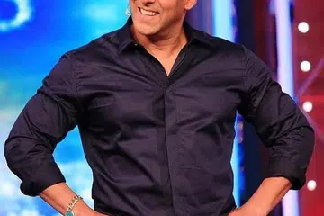 SALMAN KHAN: Beliau dilaporkan menerima bayaran sekitar RS100 crore atau kira-kira $19.5 juta bagi setiap filem lakonannya sejak beberapa tahun lalu. - Foto fail