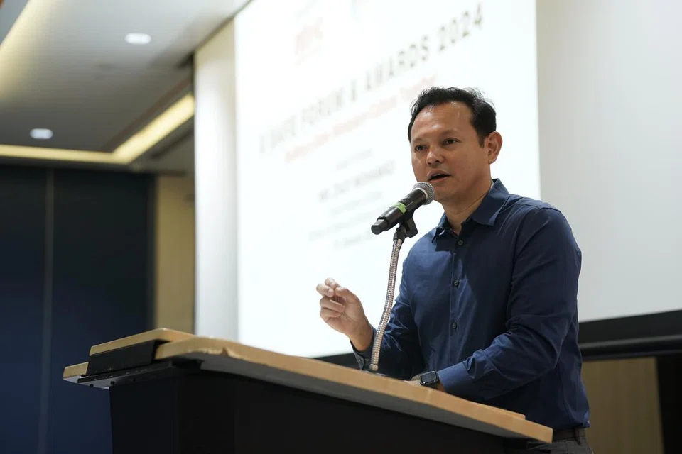 Encik Zaqy Mohamed berkata kadar kematian di tempat kerja turun kepada 0.99 pada 2023, iaitu kurang satu pekerja bagi setiap 100,000 pekerja meninggal dunia di tempat kerja. 