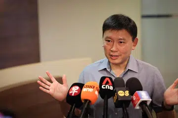 Pengerusi Kumpulan Perhubungan Masyarakat Cina (CCLG), Encik Chee Hong Tat, bercakap di Persekutuan Persatuan Suku Kaum Cina Singapura (SFCCA) di Toa Payoh pada 20 Ogos.