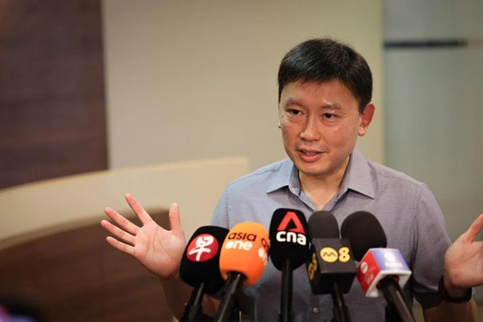 Pengerusi Kumpulan Perhubungan Masyarakat Cina (CCLG), Encik Chee Hong Tat, bercakap di Persekutuan Persatuan Suku Kaum Cina Singapura (SFCCA) di Toa Payoh pada 20 Ogos.