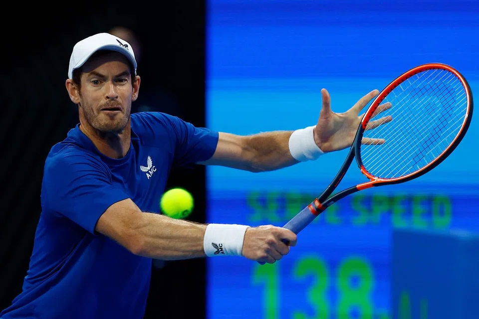 Bintang tenis Britain, Andy Murray menewaskan pemain Canada, Denis Shapovalov di Kejohanan Tenis Terbuka Dubai pada 26 Februari.