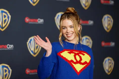 supergirl, Milly Alcock, wirawati, filem adiwira