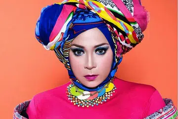 MELLY GOESLAW: Anggap teman artisnya sebagai pencorak jiwa kental wanita. - Foto NETRAL NEWS