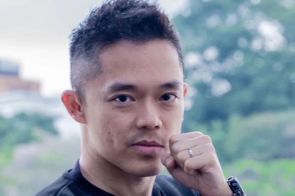 BERUSAHA PENUHI JANGKAAN RAMAI: Pengarah filem Wira, Adrian Teh, yang dipuji atas kecemerlangan filem Paskal sebelum ini, mahu terus hasilkan filem aksi bermutu bagi tempoh dua tahun mendatang. - Foto BH oleh NUR DIYANA TAHA