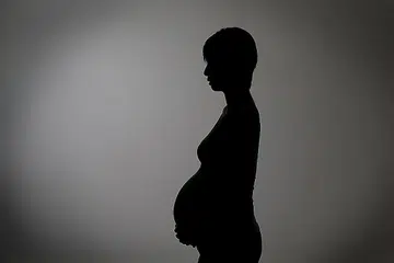 "Selepas ujian datang satu persatu dalam hidup, perkara utama yang selalu saya tekankan dalam fikiran dan hati ialah keberanian dan semangat positif bahawa Tuhan akan bantu melancarkan segalanya." - Cik Nur Rashidah Ghazali, pesakit 'hemophagocytic lymphohistiocytosis'.