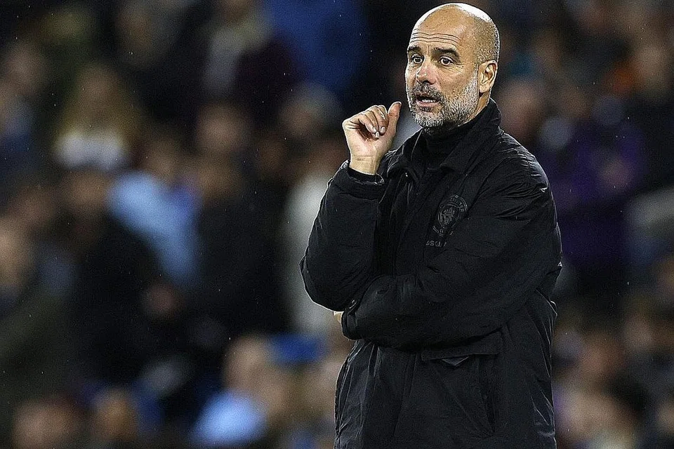 ADA MUSLIHAT HAALAND?: Guardiola 'rehatkan' Haaland (dua dari kiri) semasa menentang Copenhagen dalam Liga Juara-Juara. Adakah Guardiola sedang 'menyimpan' jentera serangannya itu untuk perlawanan City menentang Liverpool? - Foto REUTERS