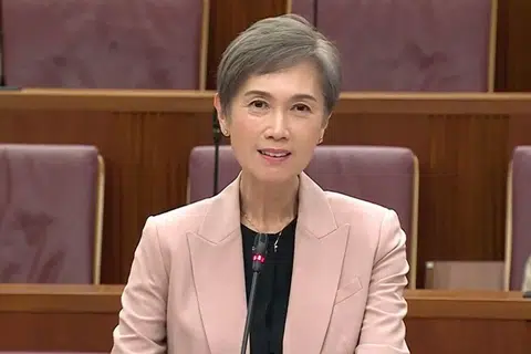 Program Impak AI Kebangsaan, NAIIP, Dwibahasa AI, Josephine Teo, MDDI, literasi AI Singapura, integrasi AI perniagaan