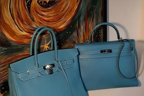 Antara jenama yang ditawarkan di Née Vintage termasuk Celine, Dior, Fendi, serta jenama popular seperti Hermes dan Chanel vintaj.