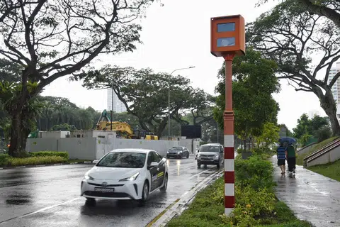 Fungsi penguatkuasaan kelajuan bagi Kamera Lampu Merah akan diaktifkan di seluruh Singapura secara berperingkat.
