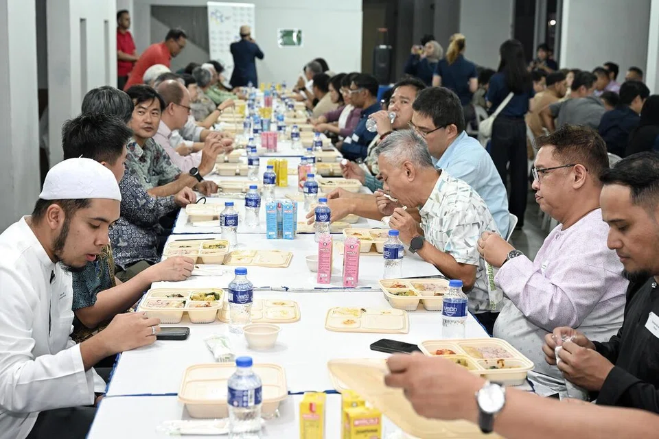 bazar, ramadan Bazar Ramadan Pasir Ris 2026, Pasir Ris-Changi GRC, Indranee Rajah Pasir Ris, Sharael Taha, Gerai makanan Ramadan Singapura, Aktiviti Ramadan Pasir Ris, Wear Share & Care Pasir Ris.