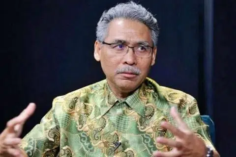Pemerhati politik yang juga Zamil Kanan dan Geostrategis, Akademi Penyelidikan Strategik Nusantara, Profesor Dr Azmi Hassan.