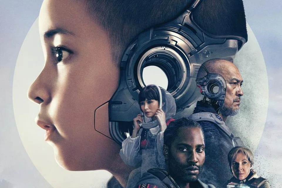 TINJAU KESAN BURUK AI: ‘The Creator’ adalah filem penuh nilai kemanusiaan dengan pelakon cilik, Madeleine Yuna Voyles, begitu menyentuh perasaan dengan kawalan emosi yang baik.