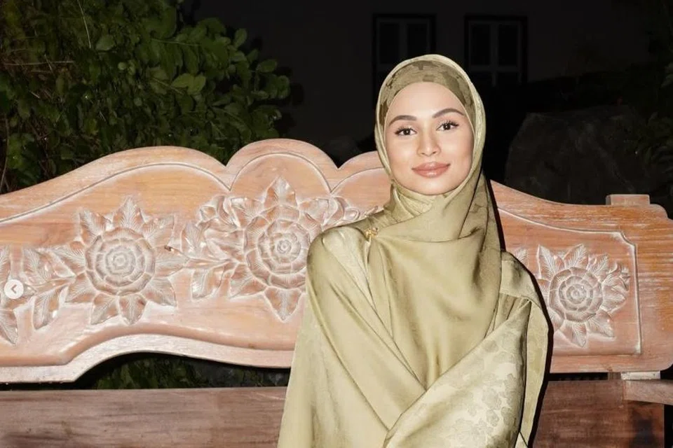 Izara Aishah, Keluarga Itu