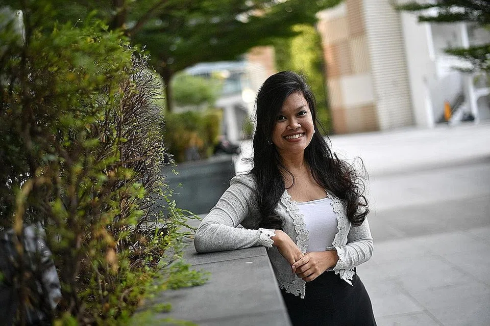 LUANGKAN MASA DALAM KESATUAN: Cik Nur Akidah Ramad merupakan Penolong Bendahari Umum Kesatuan Kakitangan Penyiaran Singapura (SUBE) dan telah menyertai Program Kepimpinan Kesatuan bagi Wanita pada 2019. - Foto BH oleh ARIFFIN JAMAR