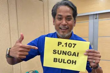 SAH: Menteri Kesihatan, Encik Khairy Jamaluddin Abu Bakar sah bertanding di Parlimen Sungai Buloh pada Pilihan Raya Umum ke-15 (PRU15). - Foto UMNO