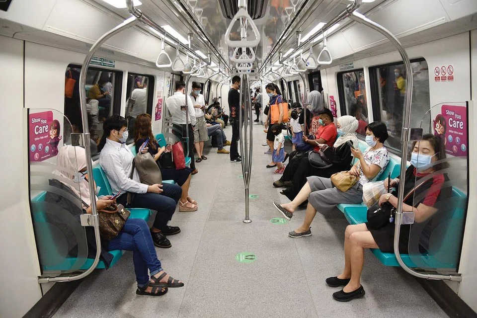 LEBIH ANDAL: Bagi tempoh dari Januari hingga Mac tahun ini, kereta api setempat mencapai jarak 1.401 juta train-km sebelum tergendala lebih lima minit. - FOTO: DESMOND WE