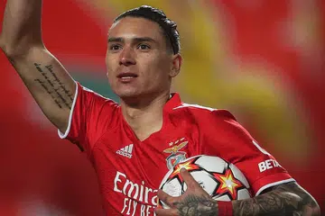 JADI PEMAIN TERMAHAL LIVERPOOL: Darwin Nunez bakal menjadi pemain termahal buat Liverpool dengan nilai perpindahan sebanyak £85 juta, mengatasi nilai yang dibayar kelab itu untuk mendapatkan pemain pertahanan Virgil van Djik. 