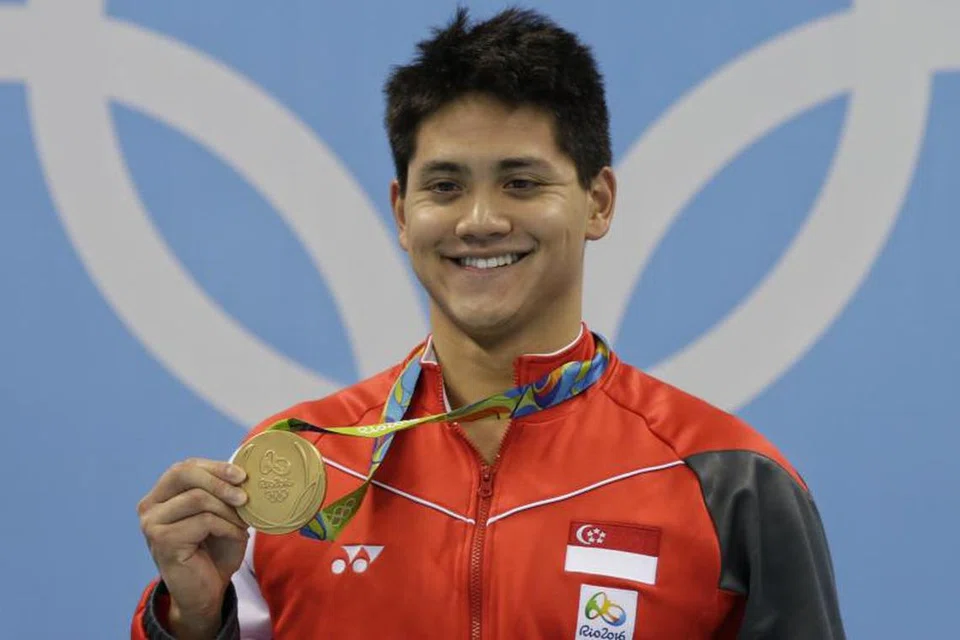 
Pada 2016, Joseph merangkul pingat emas Sukan Olimpik pertama Singapura di Rio pada rekod masa, 50.39 saat, mengalahkan barisan perenang termasuk Phelps. Prestasi mantapnya berterusan pada 2017 apabila beliau mendapat gangsa dalam kuak kupu-kupu 100 meter – di belakang warga Amerika, Caeleb Dressel dan warga Hungary, Kristof Milak – dalam kejohanan dunia. 