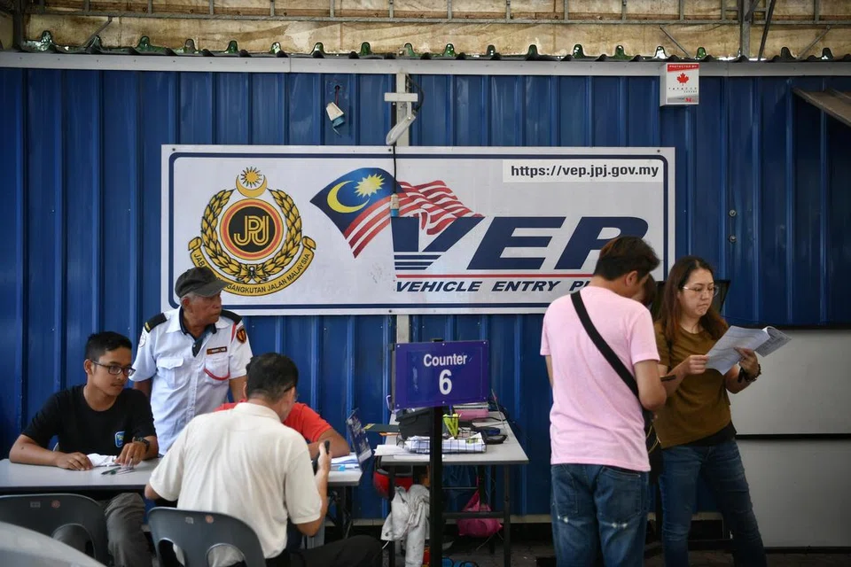 Semua kenderaan asing yang memasuki Malaysia menerusi jalan darat akan diperlukan mempunyai VEP yang sah mulai 1 Oktober.