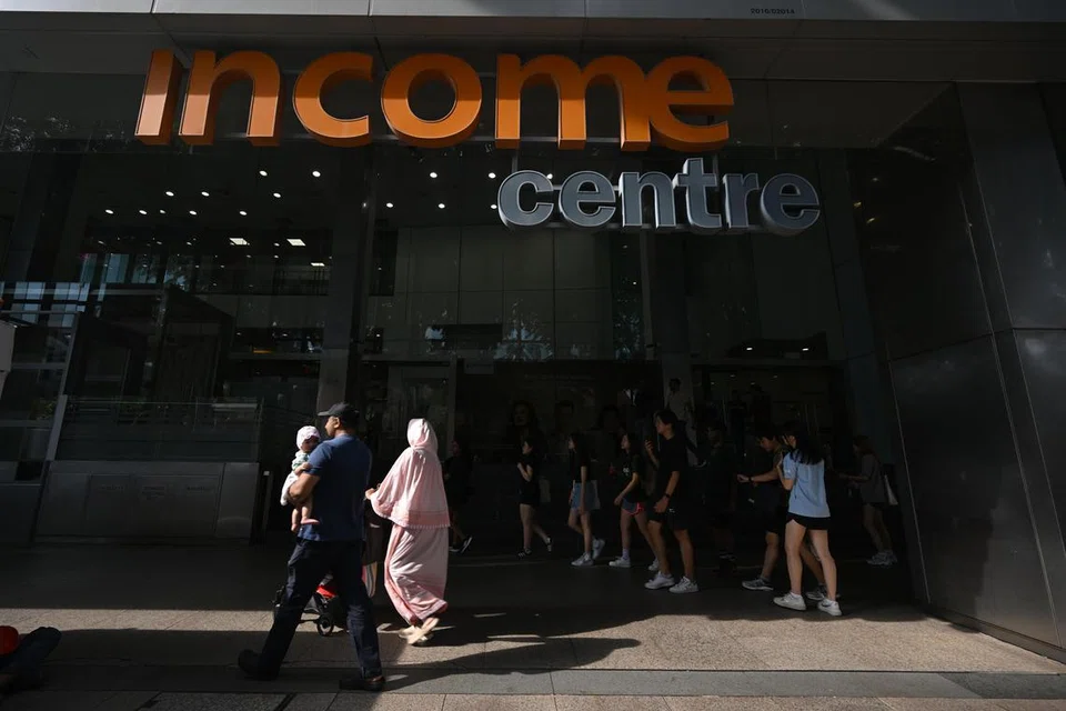 Syarikat Income yang mempunyai sekitar 1.7 juta pelanggan dan menawarkan insurans hayat, kesihatan serta harta, diasaskan pada 1970an bagi menawarkan insurans kepada golongan penduduk berpendapatan rendah.