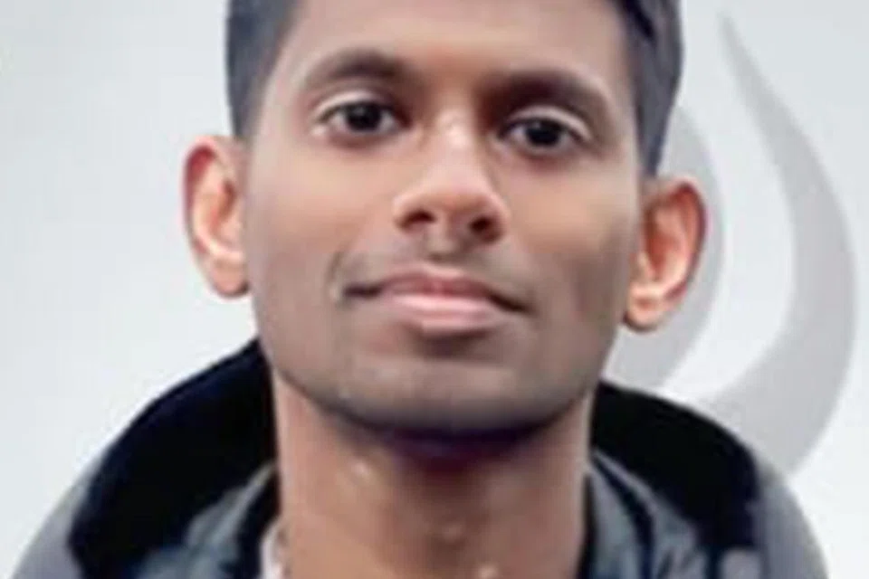 Encik B. Aravind Pillay yang sedang mengikuti pengajian kejuruteraan komputer di Belgium didakwa ditikam dua remaja di Brussels pada 7 November.