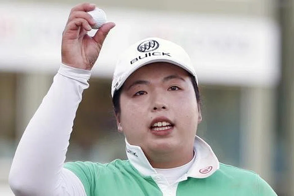 PRESTASI MENYERLAH: Shanshan Feng tiba di kejohanan di Kelab Golf Sentosa ini dengan penuh yakin selepas menjuarai Masters Wanita Dubai pada Disember lalu. - Foto AFP