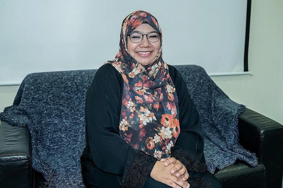 USTAZAH NADIA HANIM ABDUL RAHMAN.