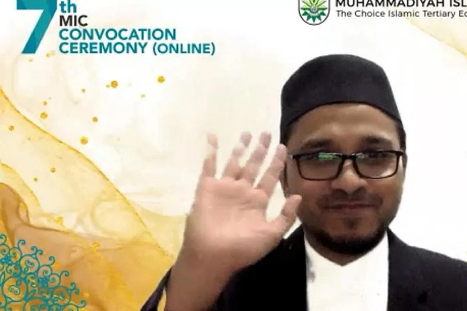 MUFTI DR NAZIRUDIN: Pemimpin agama Singapura memainkan peranan bantu semasa pandemik Covid-19.