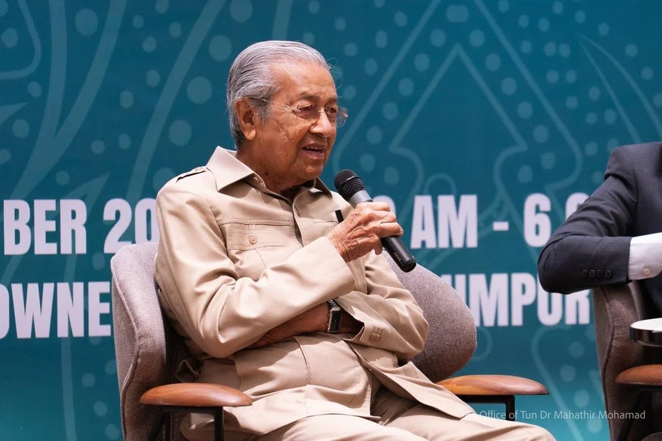 Tun, Dr, M, IJN