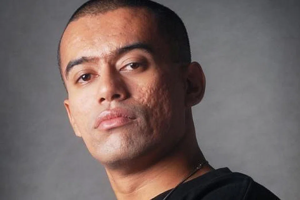 ALTIMET: Penyanyi rap ini akur beliau mewarisi sikap tegas ayahnya dan sempena Hari Bapa, beliau mencipta lagu 'Aku Tahu' khas buat bapanya, Abdul Rahman, 63 tahun. - Foto ALTIMET