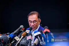 Datuk Seri Anwar Ibrahim. - Foto fail