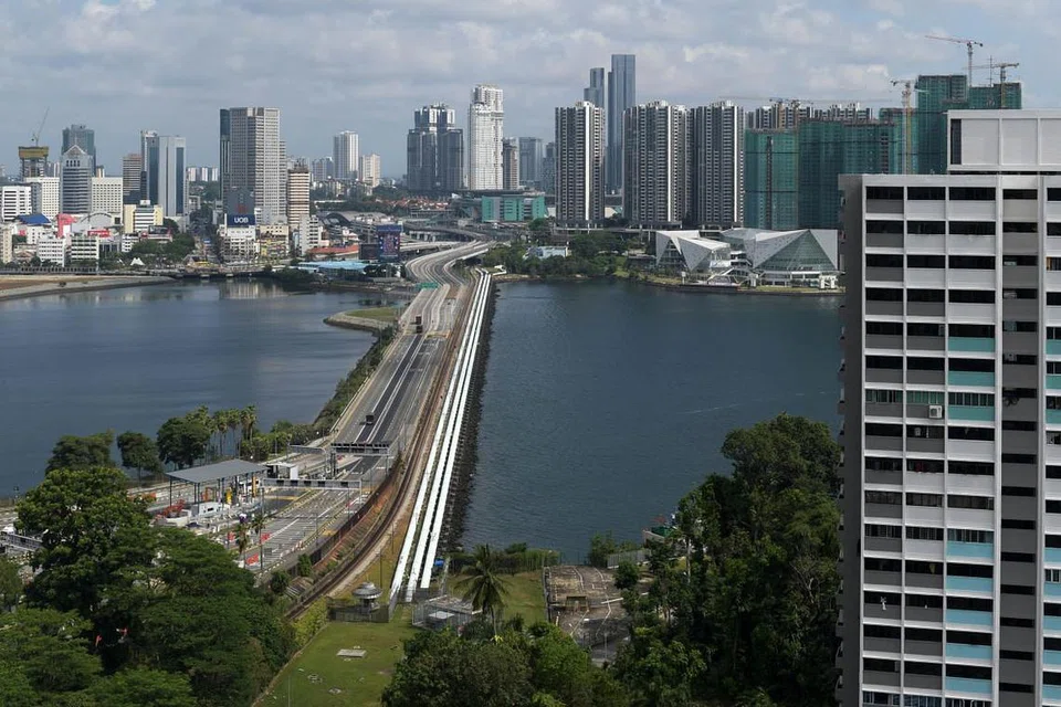 Jabatan kesihatan negeri Johor telah menyiapkan tatalaku baru untuk mereka yang pulang ke tanah air dari Singapura. - FOTO: ALPHONSUS CHERN