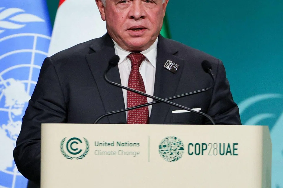 SUARAKAN PENDAPAT: Raja Abdullah Al Hussein memberi ucapannya di sidang puncak COP28 di Dubai. 