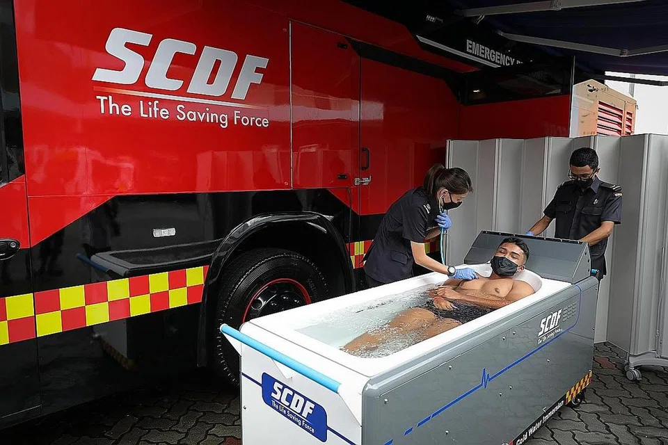 Tab mudah alih Rendaman Air Sejuk (CWI) merupakan sejenis rawatan standard emas bagi tangani kecederaan haba. - Foto BH oleh ONG WEE JIN