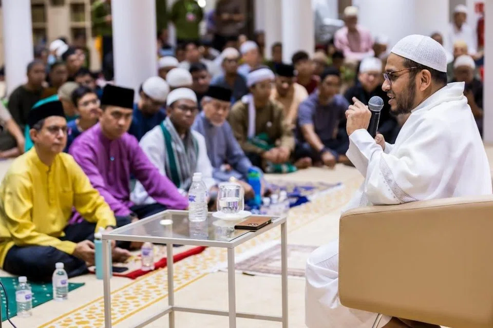 jemaah, semarak malam-malam akhir Ramadan, Darul Makmur, Faishal 