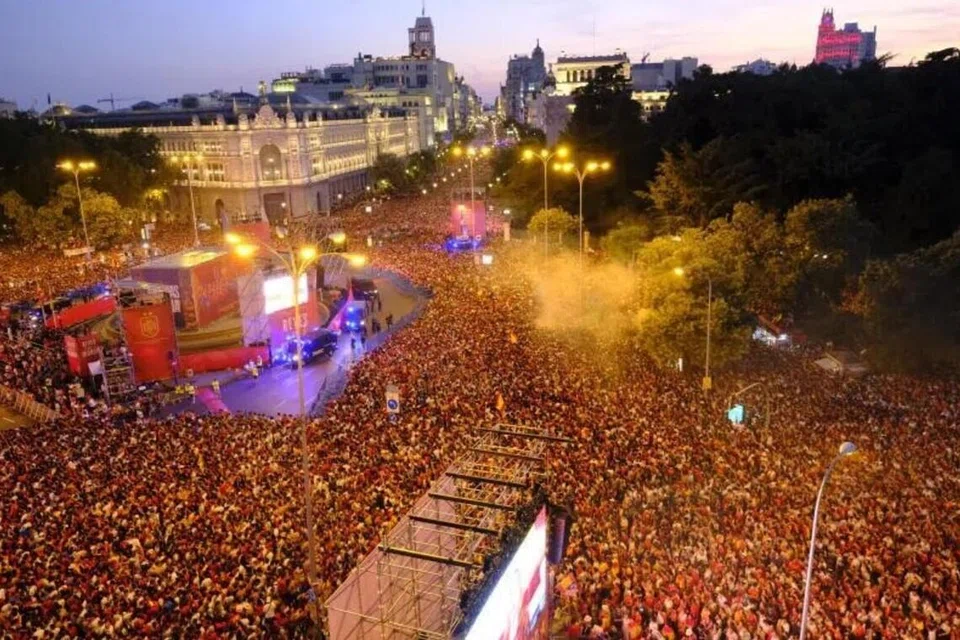 Piala Dunia Sepanyol, perarakan Madrid, sambutan juara