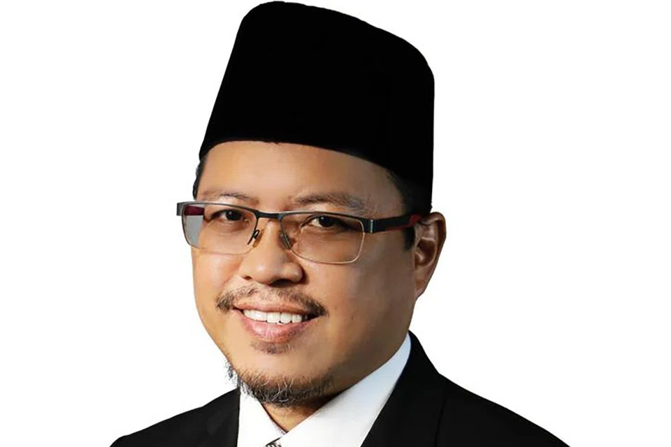 Penulis, Ustaz Ahmad Shamsuddin Ahmad.