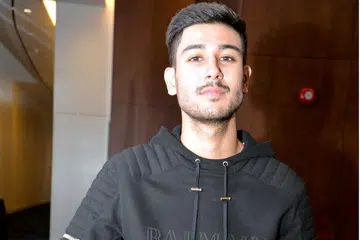 DITERIMA PEMINAT: Harris berkata sokongan daripada pencinta seni hiburan seberang Tambak cukup kuat sebaik-baik saja beliau muncul dengan single pertama, Katakan, dan menjayakan watak Dr Zaim menerusi drama rantaian, Isteri Tuan Ihsan. - Foto M.O. SALLEH
