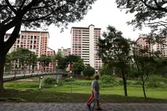 Sebahagian daripada rebat bagi penghuni flat HDB adalah untuk “mengimbangi kesan bil utiliti yang lebih tinggi ekoran kenaikan cukai karbon dan harga air”, menurut Kementerian Kewangan.