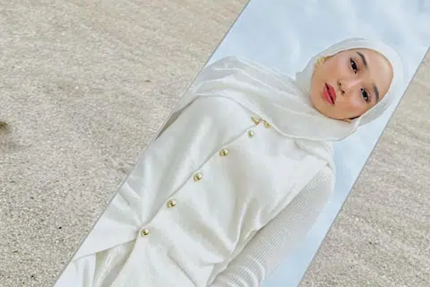 Nuha Bahrin menyentuh perihal kesunyian dalam lagu terkininya, ‘Lahali’ yang bermaksud bersendiri.