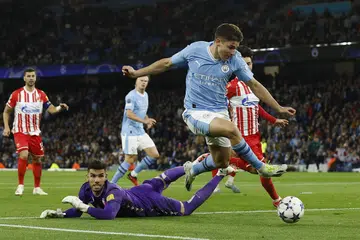 MANFAATKAN PELUANG: Prestasi Julian Alvarez musim ini menunjukkan beliau boleh menggantikan Kevin De Bruyne yang sedang cedera. Pemain Argentina itu sudah menjaringkan empat gol dalam tujuh perlawanan Manchester City, termasuk dua ketika menentang Red Star Belgrade dalam perlawanan peringkat kumpulan Liga Juara-Juara.
